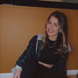 Meet your Posher, Alyssa